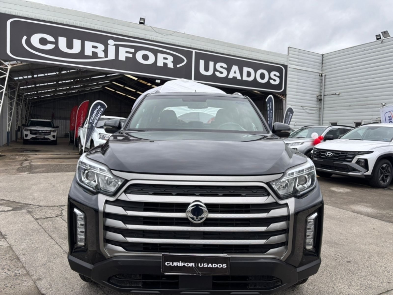 SSANGYONG MUSSO 2.2 LIMITED PLUS 4X4 DIESEL AT 2024 - Imagen 8 de 18