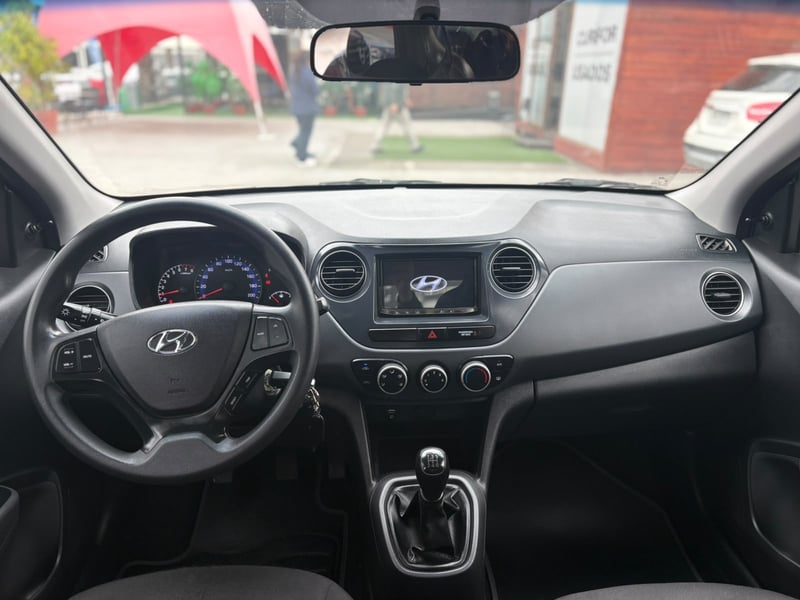 Hyundai GRAND I10 1.2 SDN GLS 2AB AC ABS MT 2020 - Imagen 8 de 12