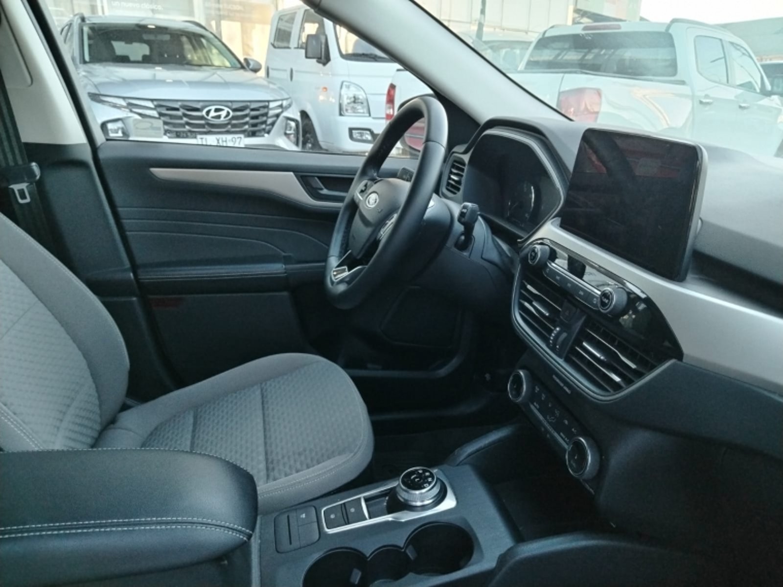 FORD ESCAPE 4X4 2.5 AUT HIBRIDA 2023 - Imagen 10 de 16