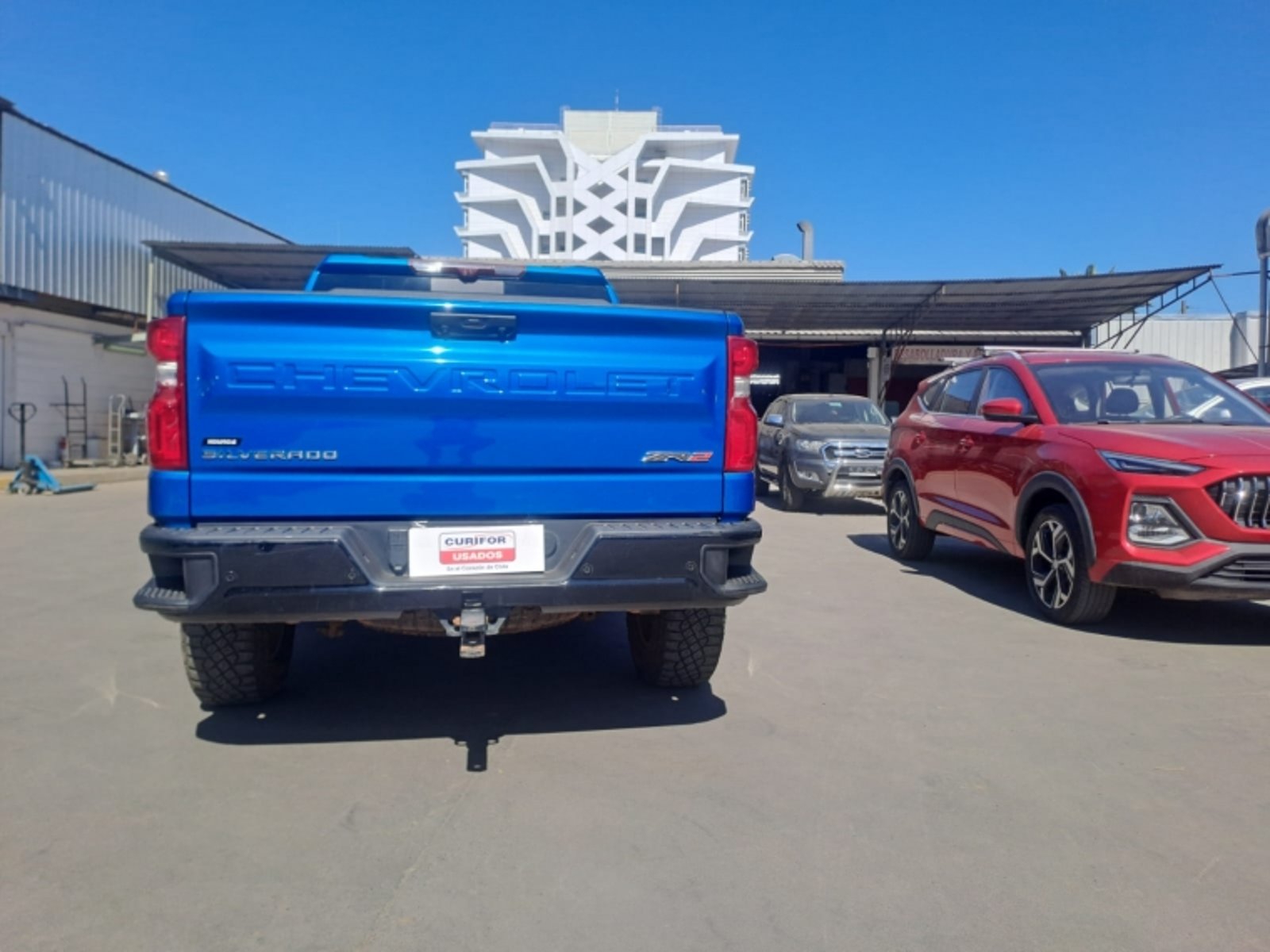 Chevrolet SILVERADO 6.2 ZR2 AT 4X4 - DESCUENTA IVA 2024 - Imagen 15 de 15