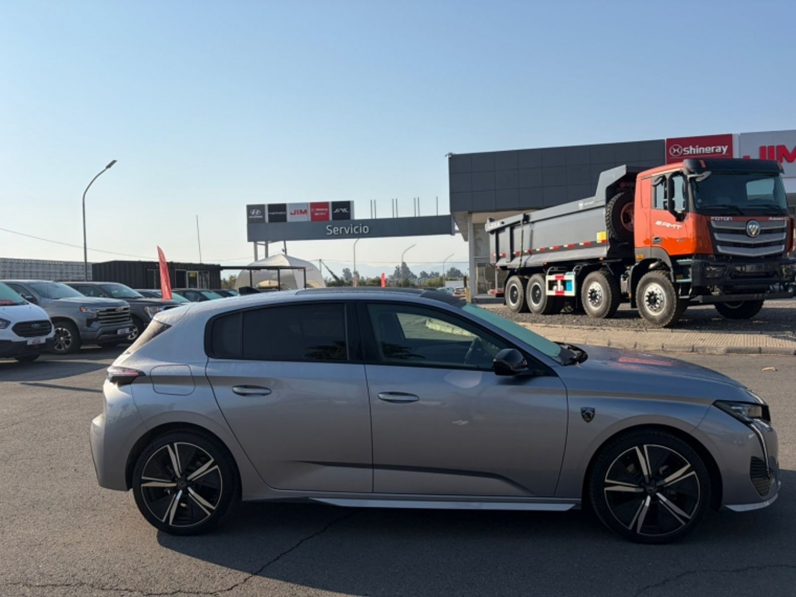 Peugeot 308 1.2 GT PURETECH 130 AT 2026 - Foto 5 de 10