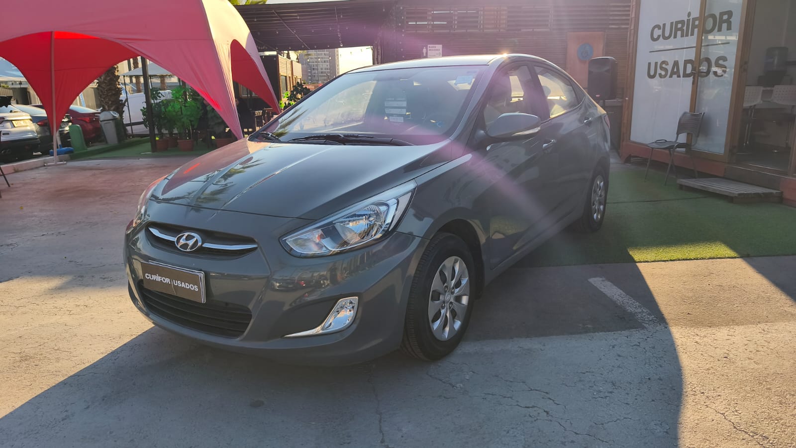 Hyundai ACCENT 1.4 SDN HCI VALUE MT 2021 - Imagen 3 de 11