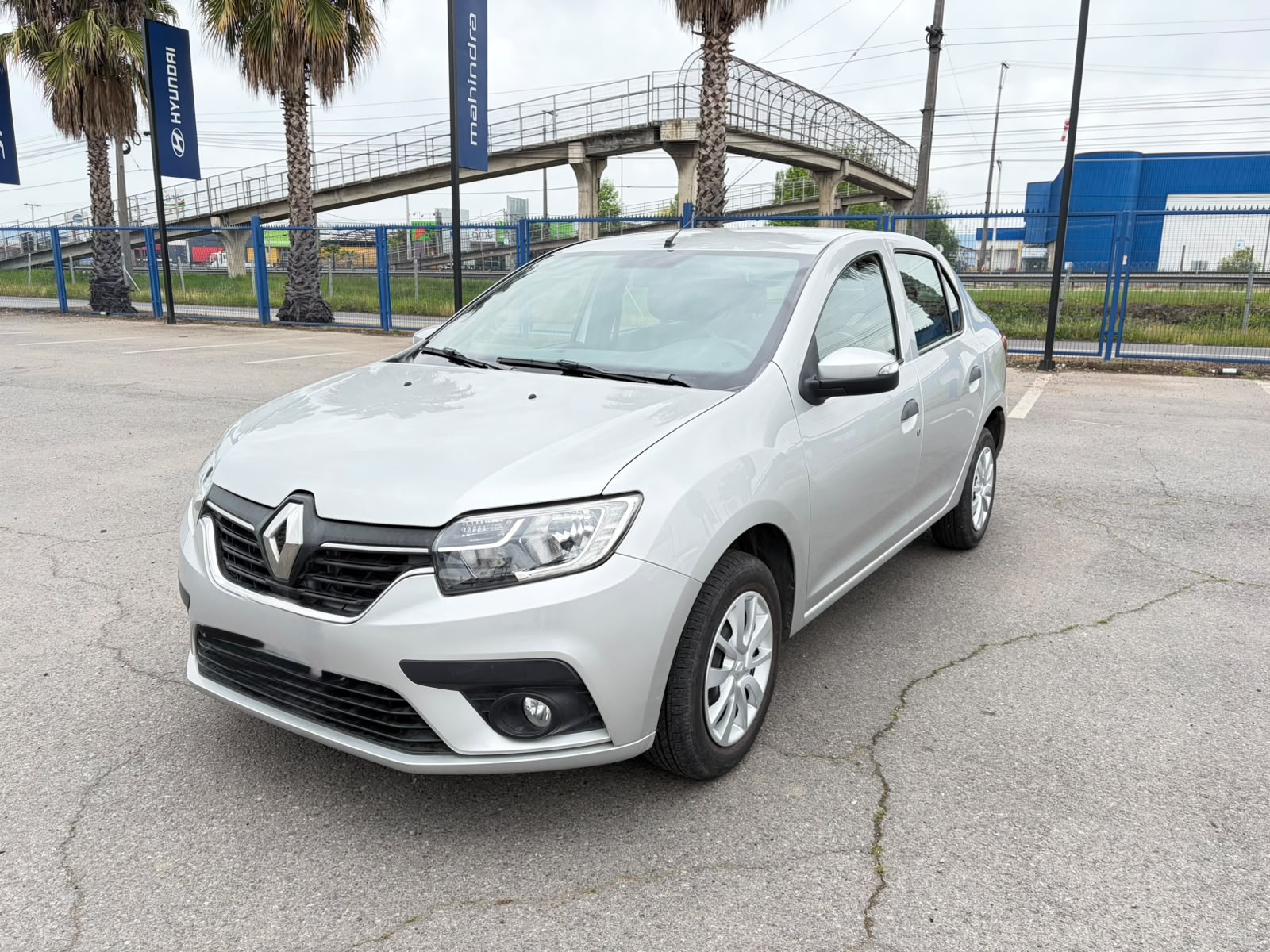 Renault Symbol 1.6 Zen Mt 2022