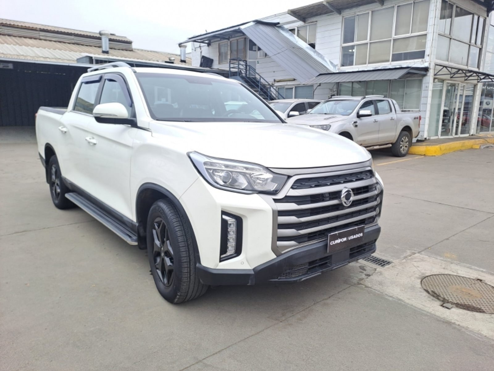 SSANGYONG GRAND MUSSO 2.2 LIMITED AT 4X4 DIESEL 2023 - Imagen 10 de 12