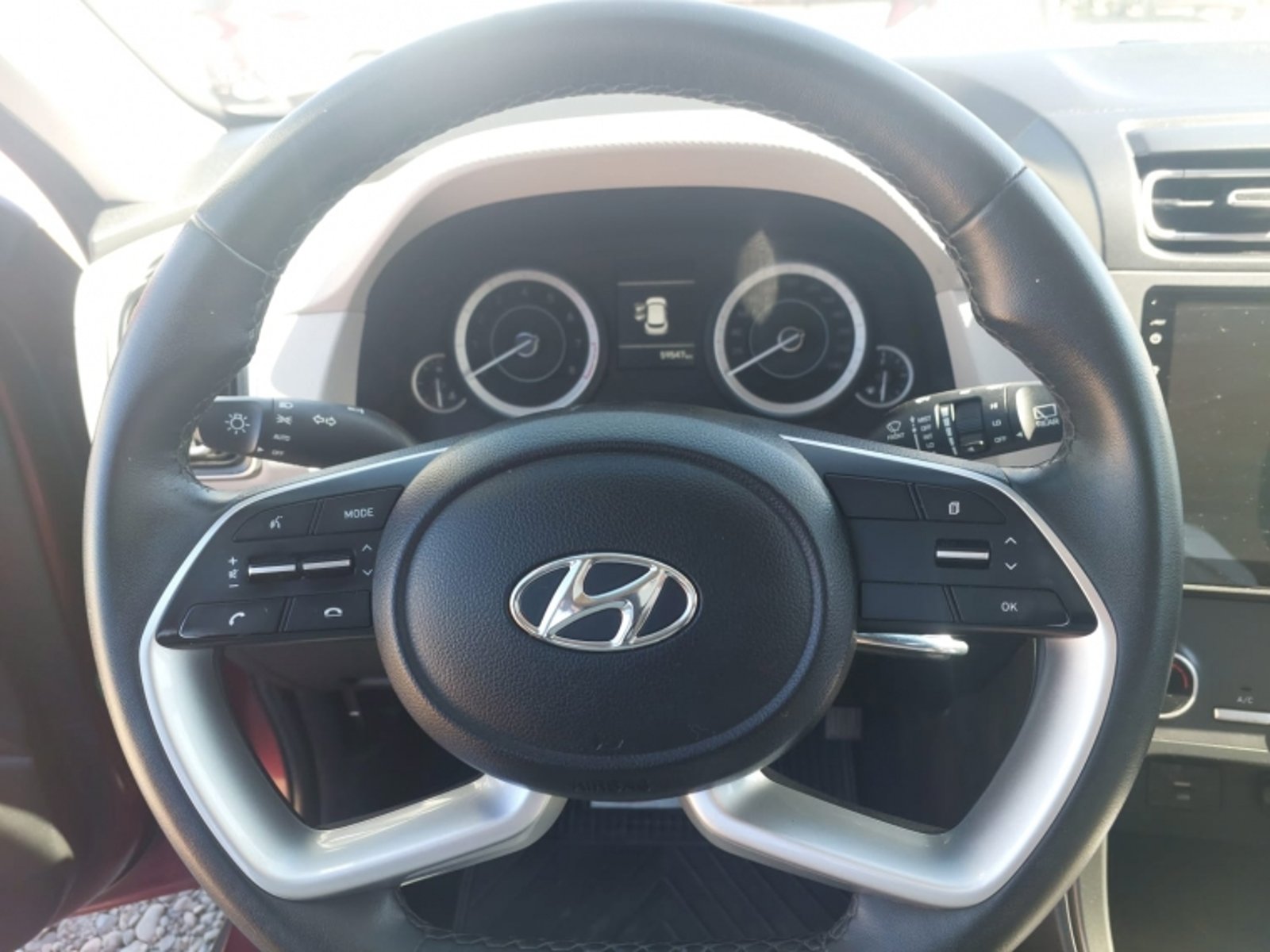 HYUNDAI CRETA SU2i 1.5 2023 - Imagen 10 de 11
