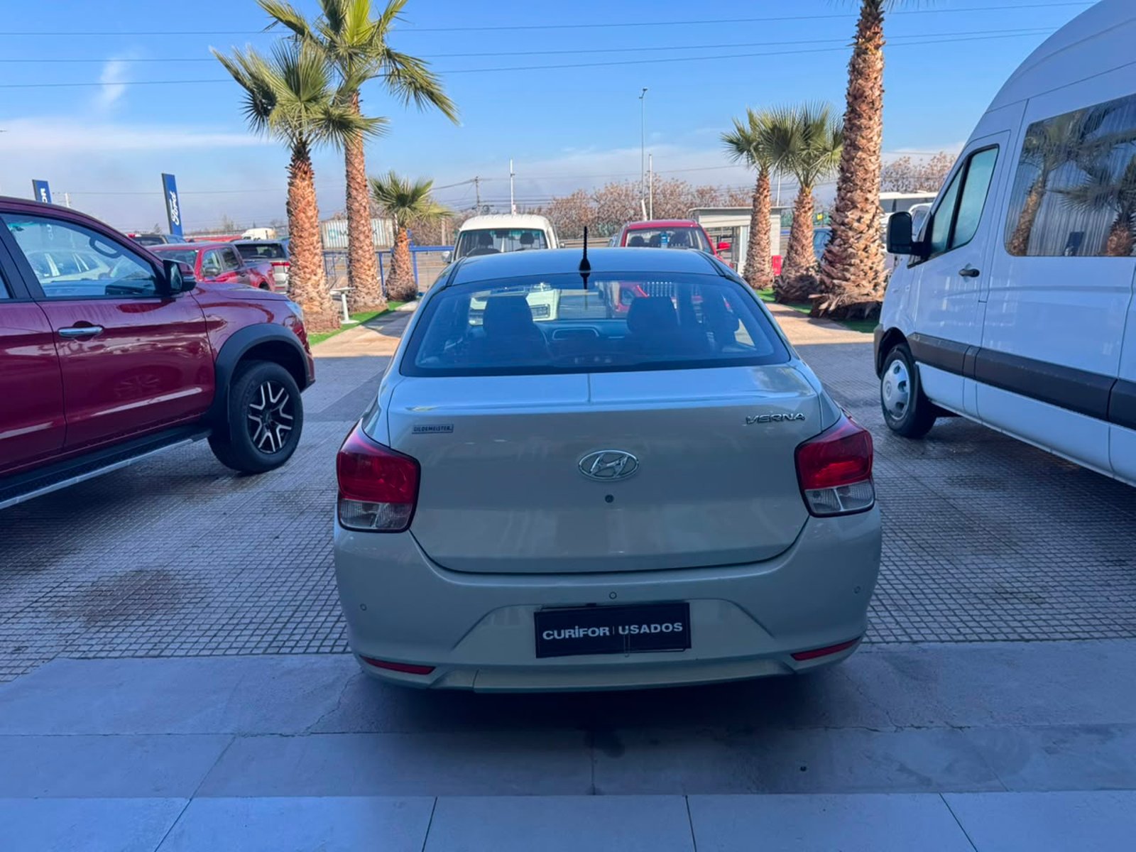 Hyundai VERNA 1.4 PLUS MT 2021 - Imagen 5 de 12