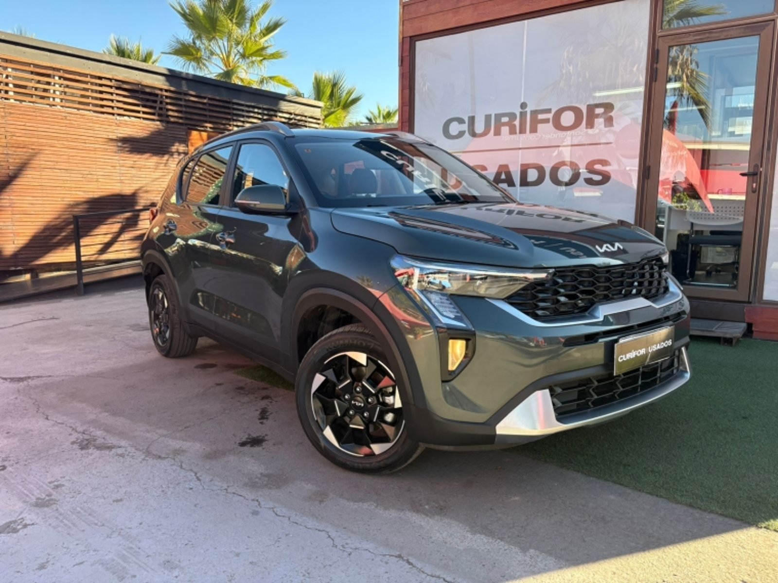 Kia SONET 1.5 EX MT 2025 - Imagen 3 de 15