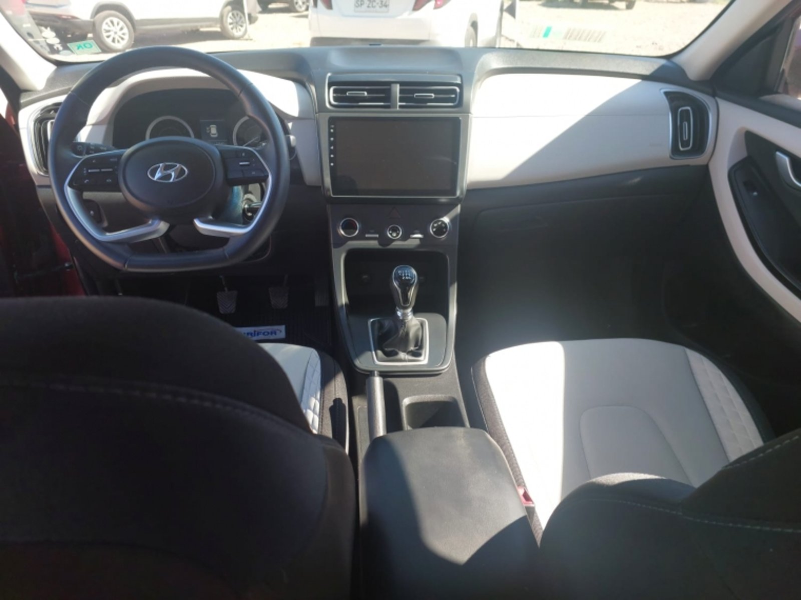 HYUNDAI CRETA SU2i 1.5 2023 - Imagen 7 de 11