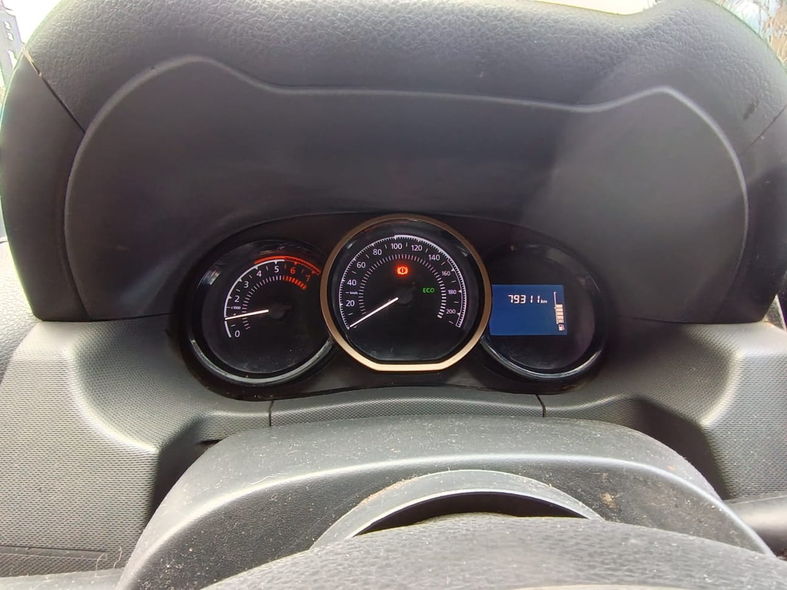 Renault DUSTER 1.6 ZEN MT 2018 - Imagen 12 de 14