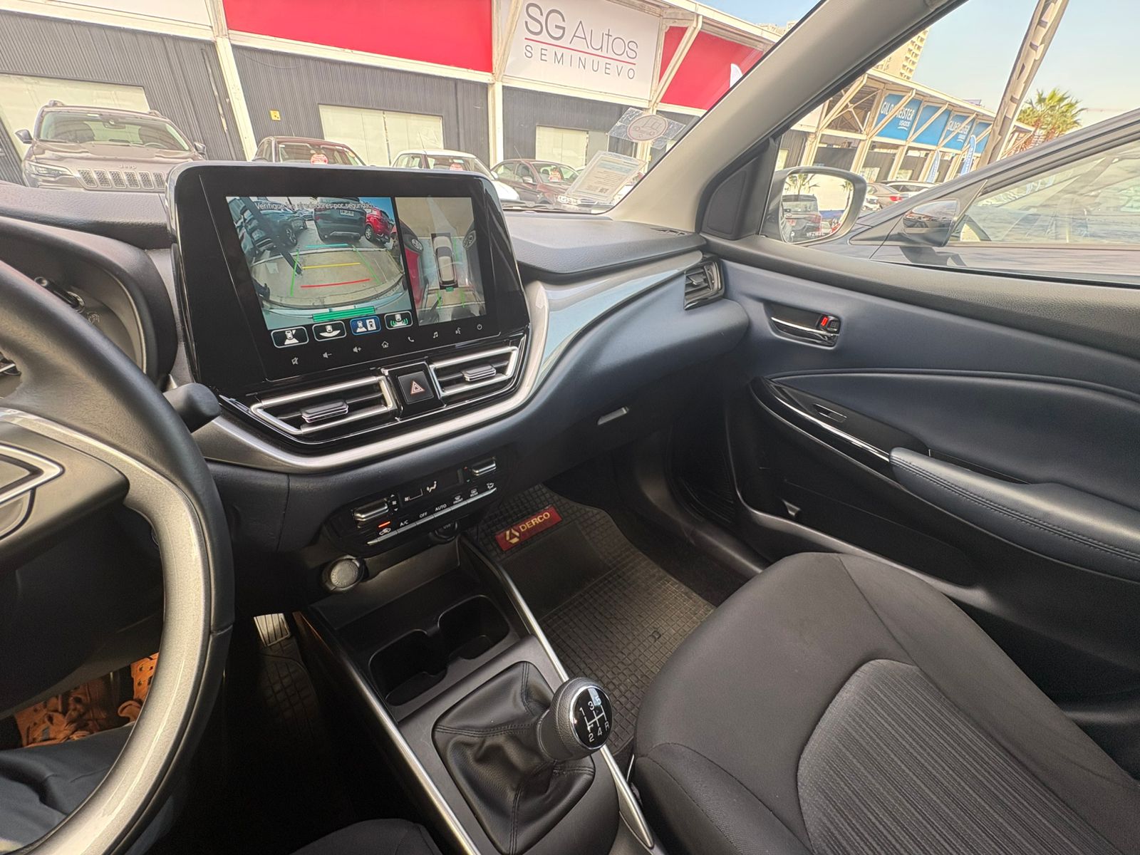 Suzuki BALENO 1.5 GLX MT 2025 - Imagen 14 de 17