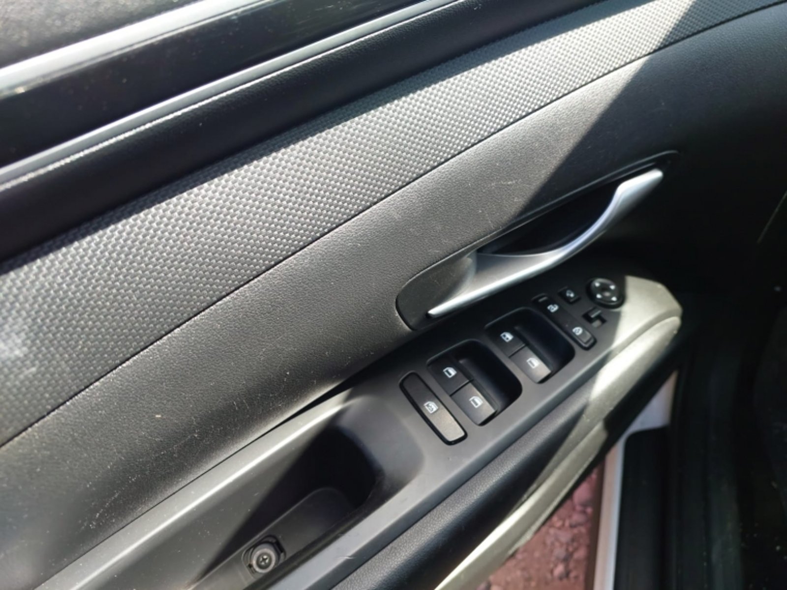 HYUNDAI TUCSON NX4 MPI 2.0 2023 - Imagen 10 de 12