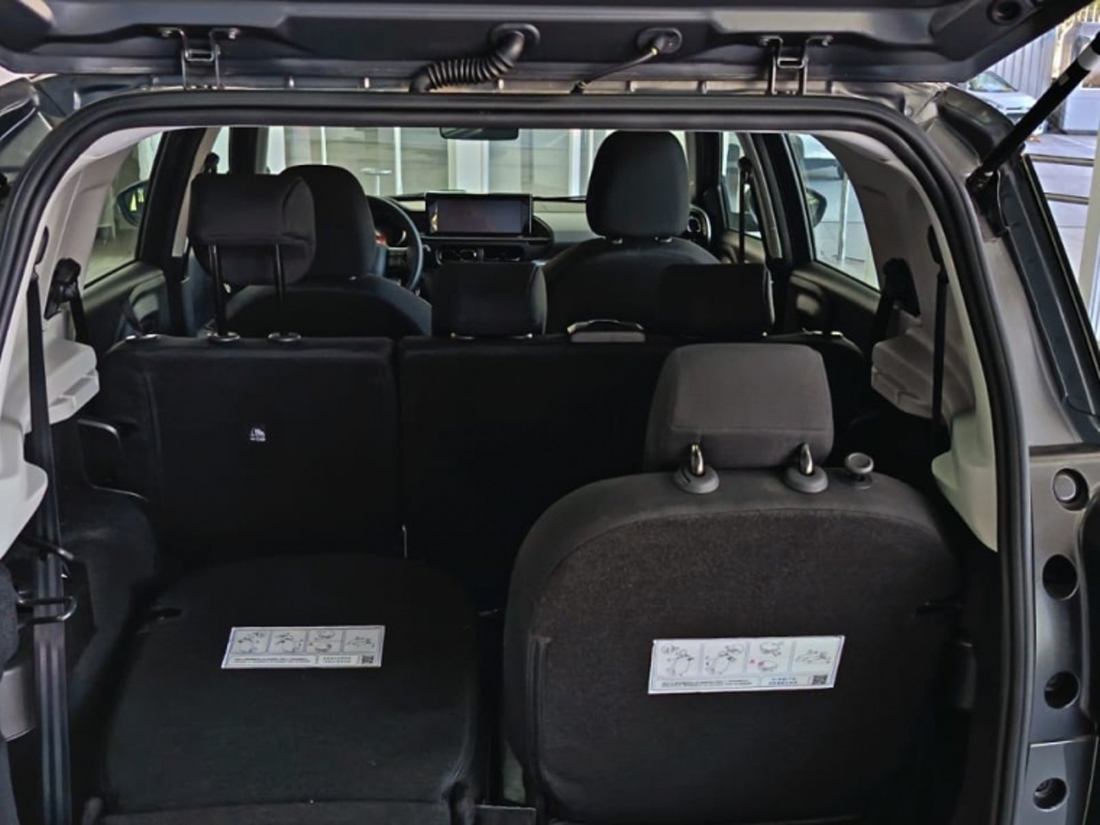 Citroën C3 C3 Aircross VTi 115 Feel Pack 7P 1587cc 2026 - Imagen 7 de 12