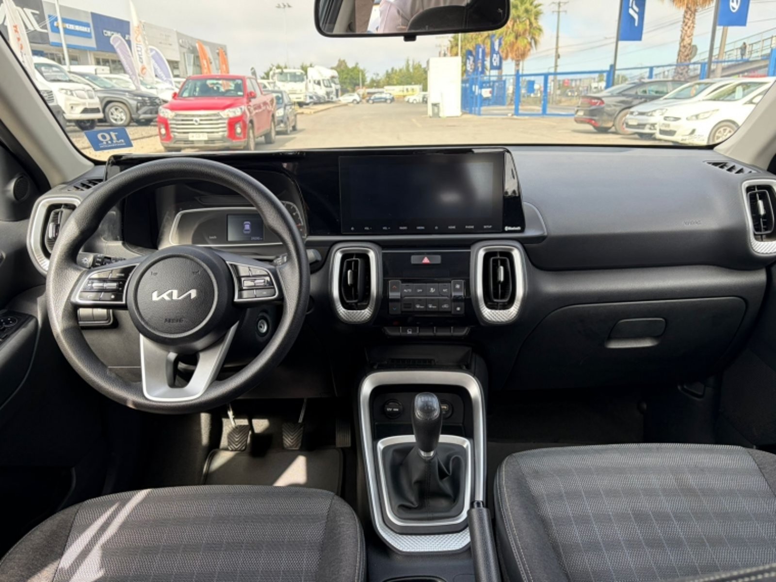 KIA SONET 1.5 EX MT 2024 - Imagen 6 de 11