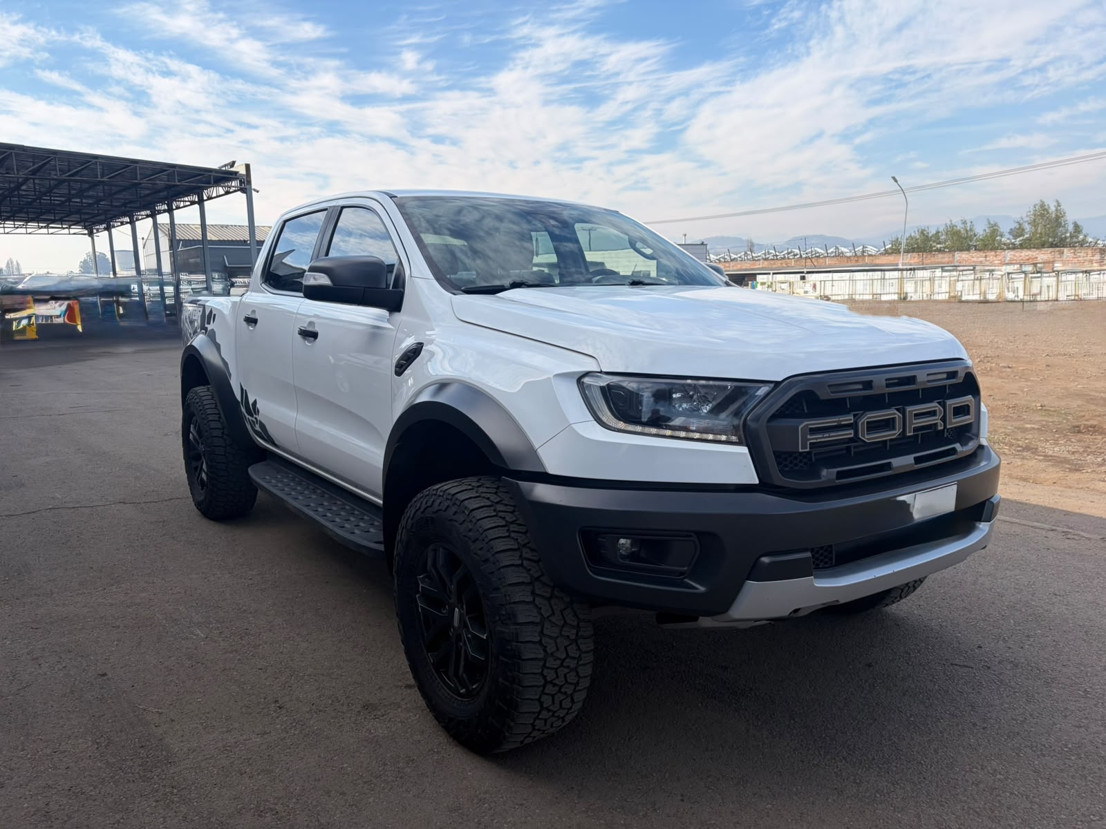 Ford RANGER RAPTOR 2.0 AT 4X4 DIESEL 2022 - Foto 3 de 10