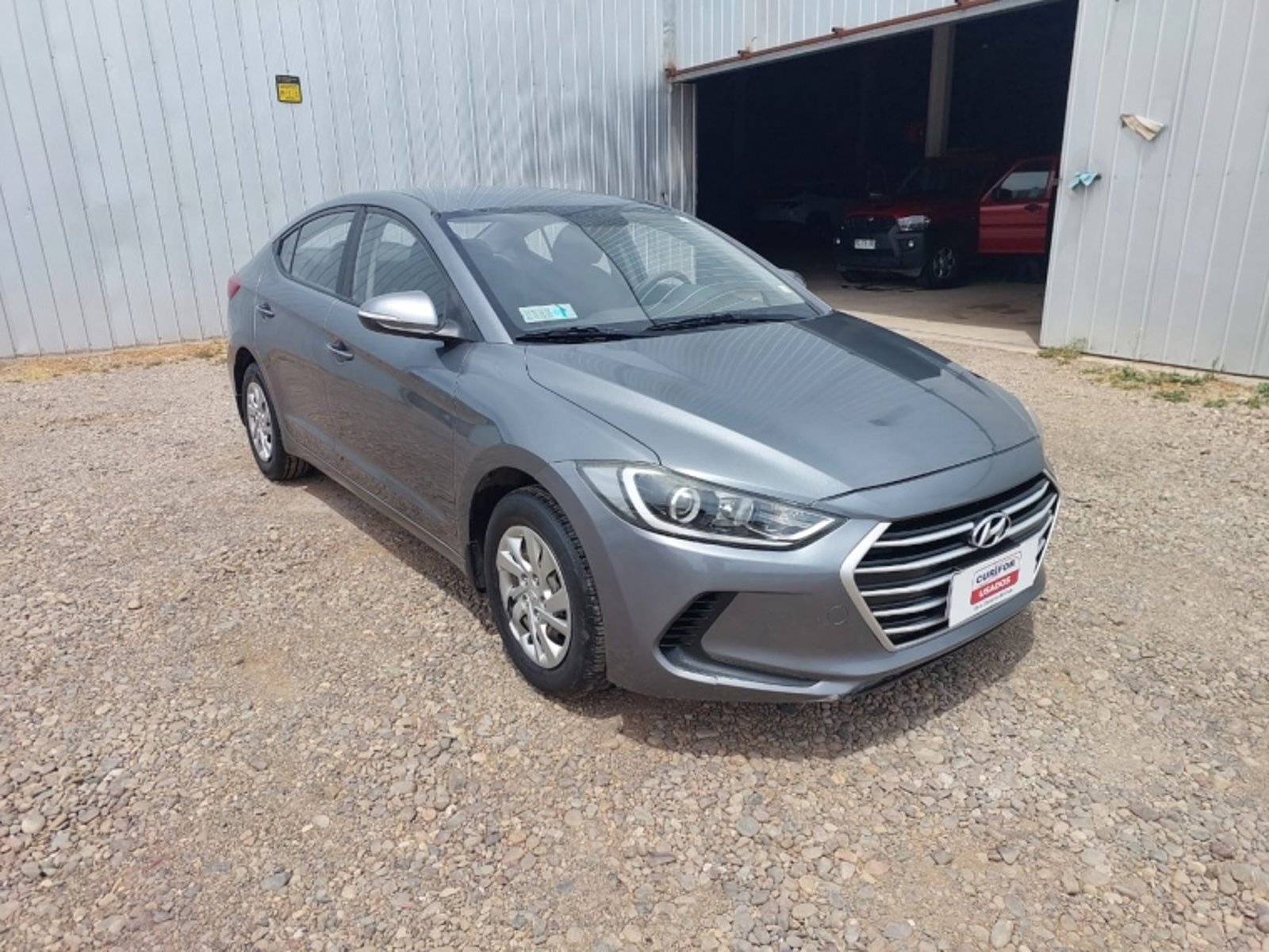 Hyundai ELANTRA GL 1.6 2017 - Imagen 3 de 12