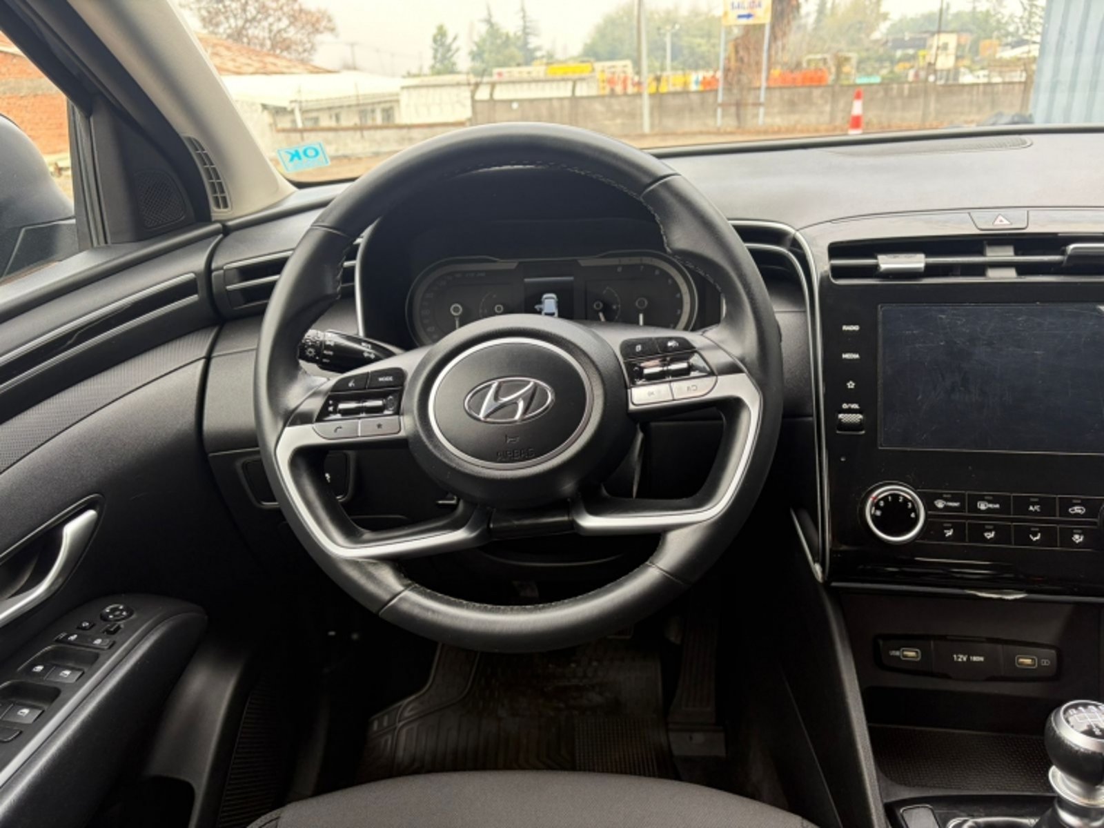 Hyundai TUCSON NX4 MPI 2.0 MT 2023 - Imagen 7 de 11