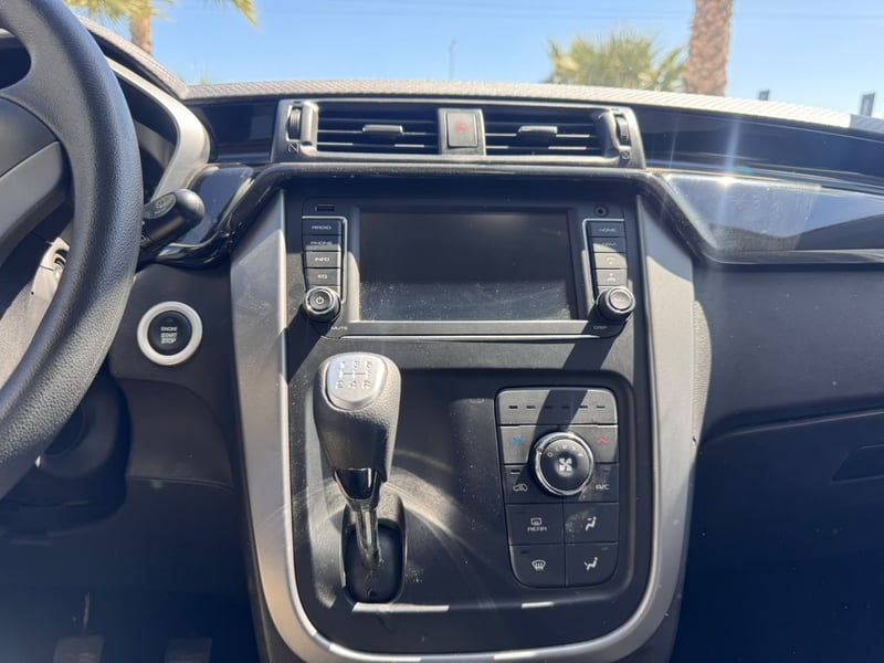 Mahindra KUV100 1.2 2022 - Imagen 8 de 13