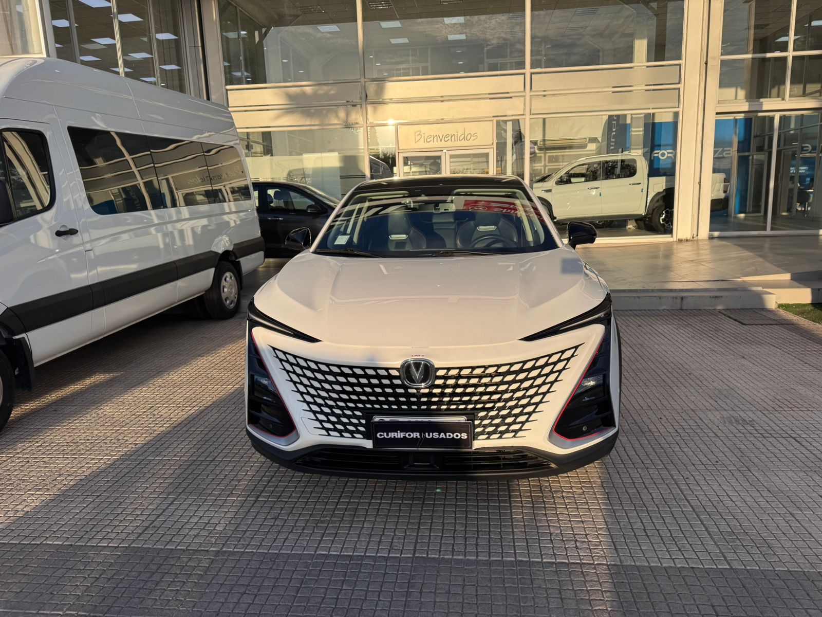 Changan UNI-T 1.5 ELITE AT 2023 - Foto 2 de 12