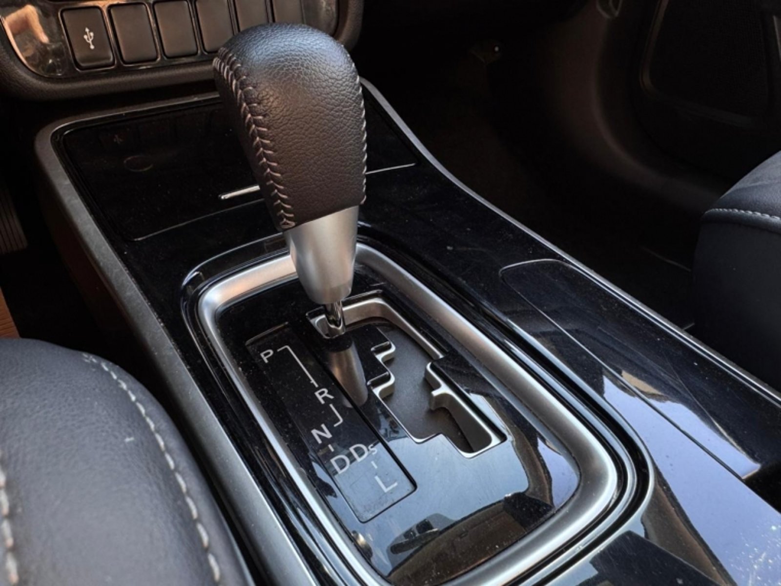 Mitsubishi OUTLANDER 2.0 GLX AT 4X2 2023 - Imagen 10 de 12