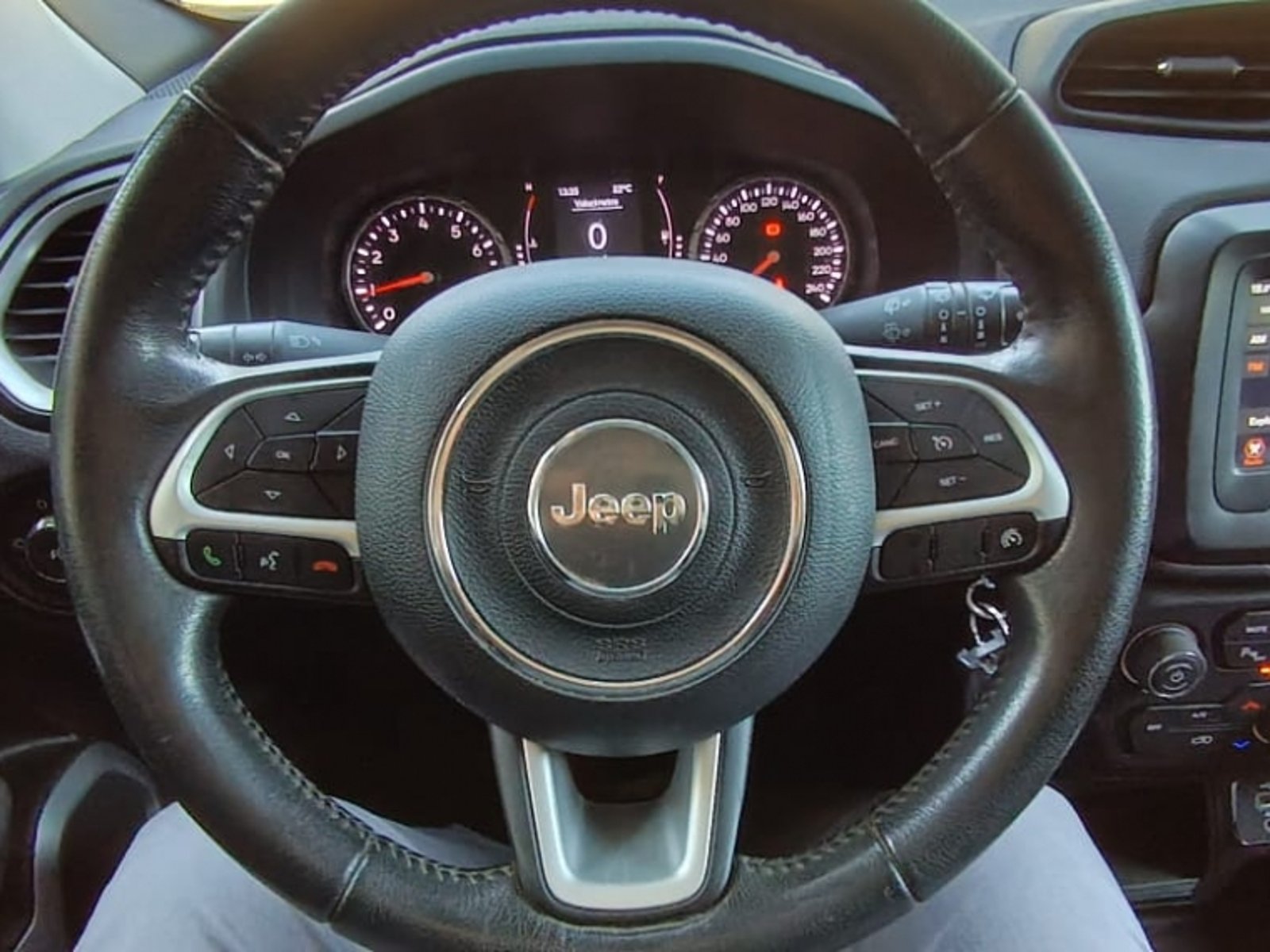Jeep RENEGADE 1.8 SPORT LX MT 2022 - Imagen 10 de 11
