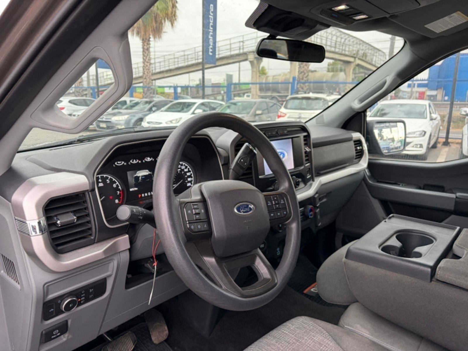 FORD F-150 XLT 3.3 4X2 AUT 2023 - Imagen 7 de 12
