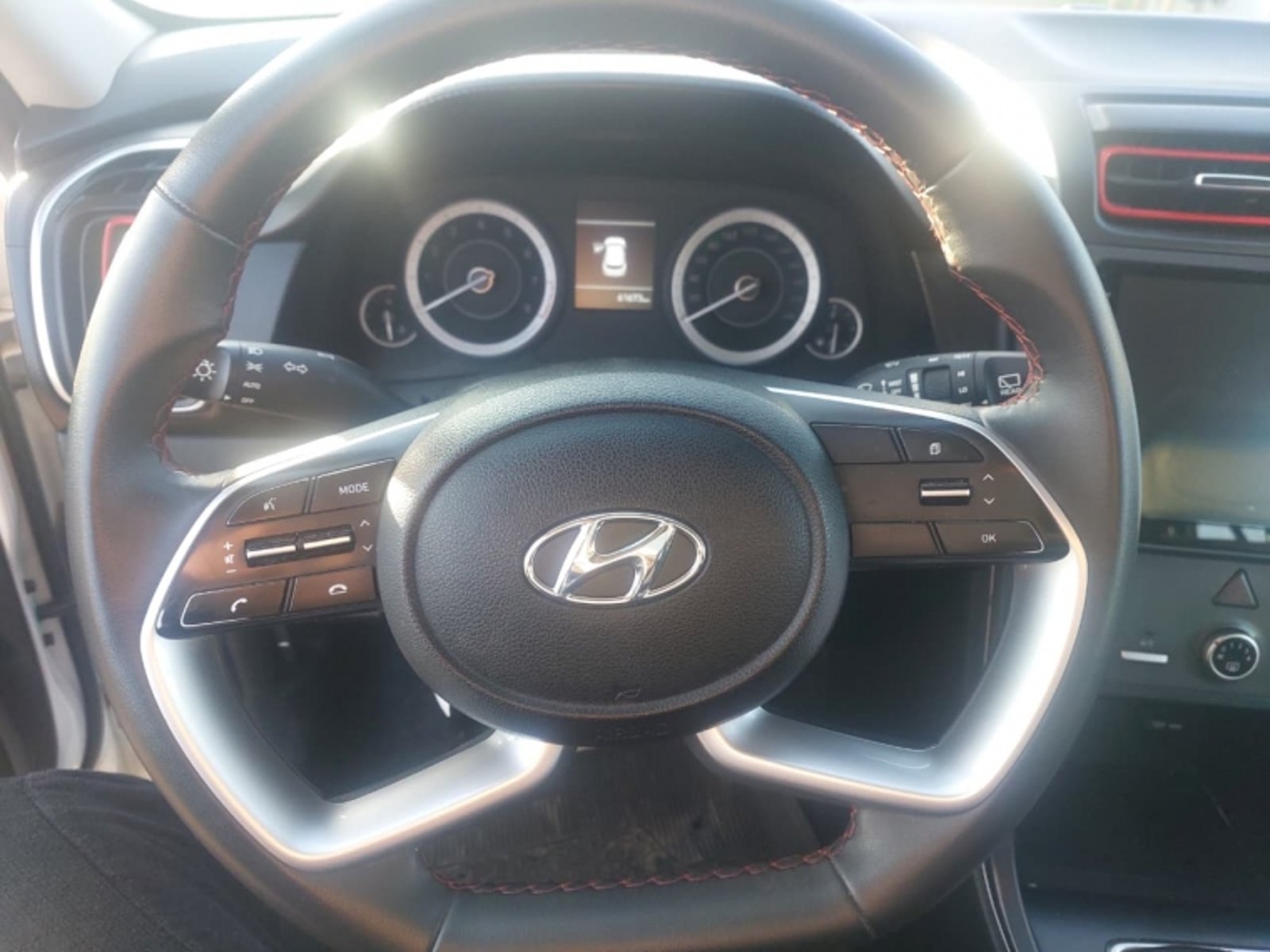 HYUNDAI CRETA 1.5 SU2I PLUS MT 2023 - Imagen 4 de 13