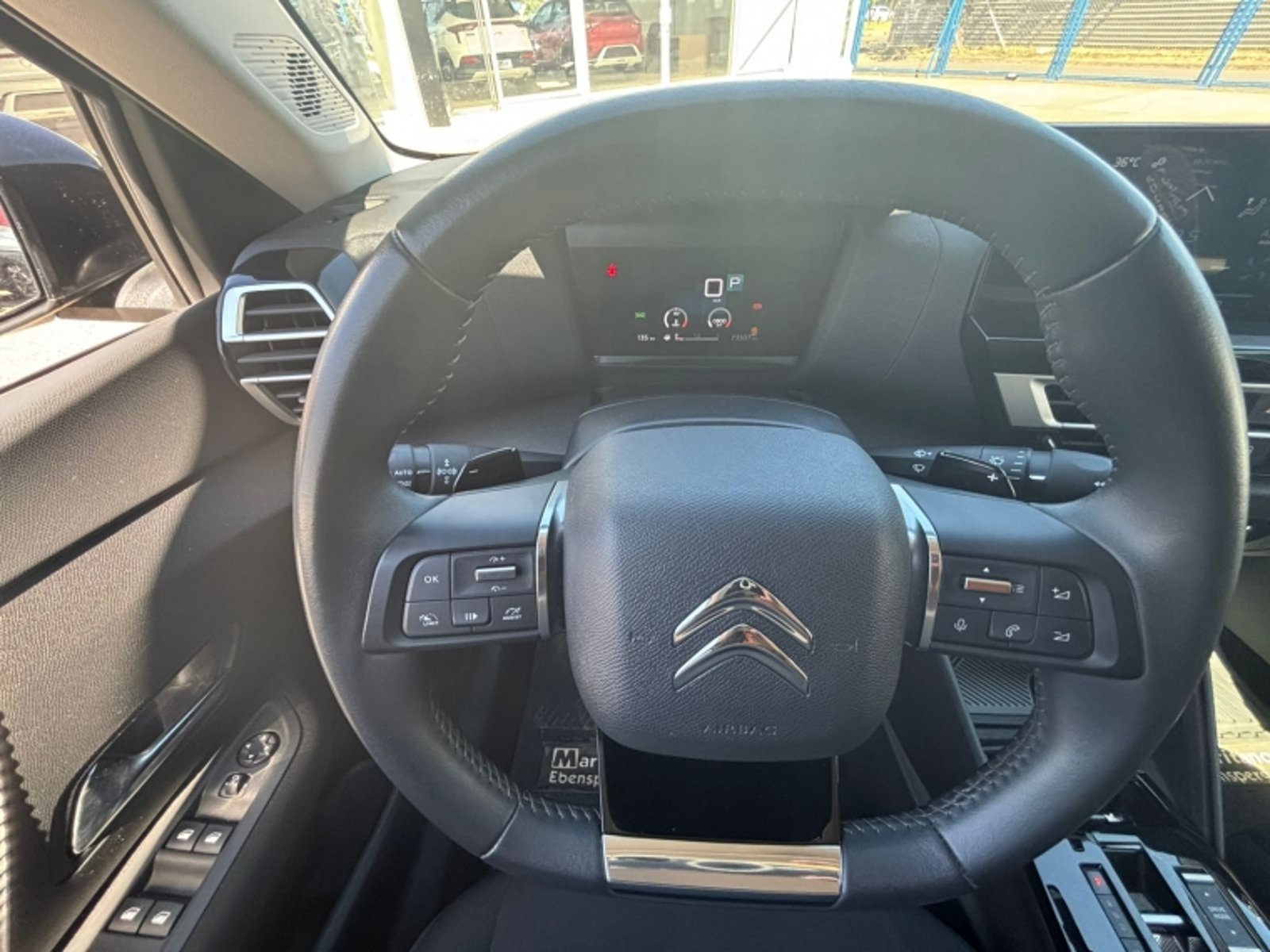 Citroën C4 1.5 BLUEHDI DIESEL FEEL 4X2 130 SS EAT8 AT 5P 2023 - Imagen 12 de 15