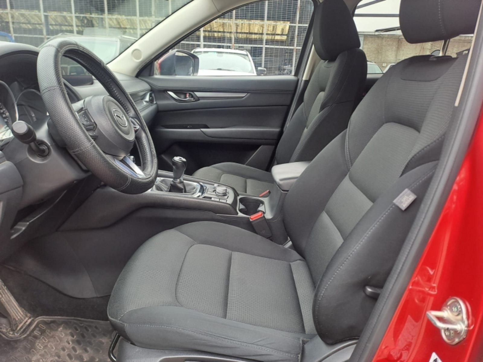 MAZDA CX-5 2.0 CORE MT 4X2 2022 - Imagen 9 de 12