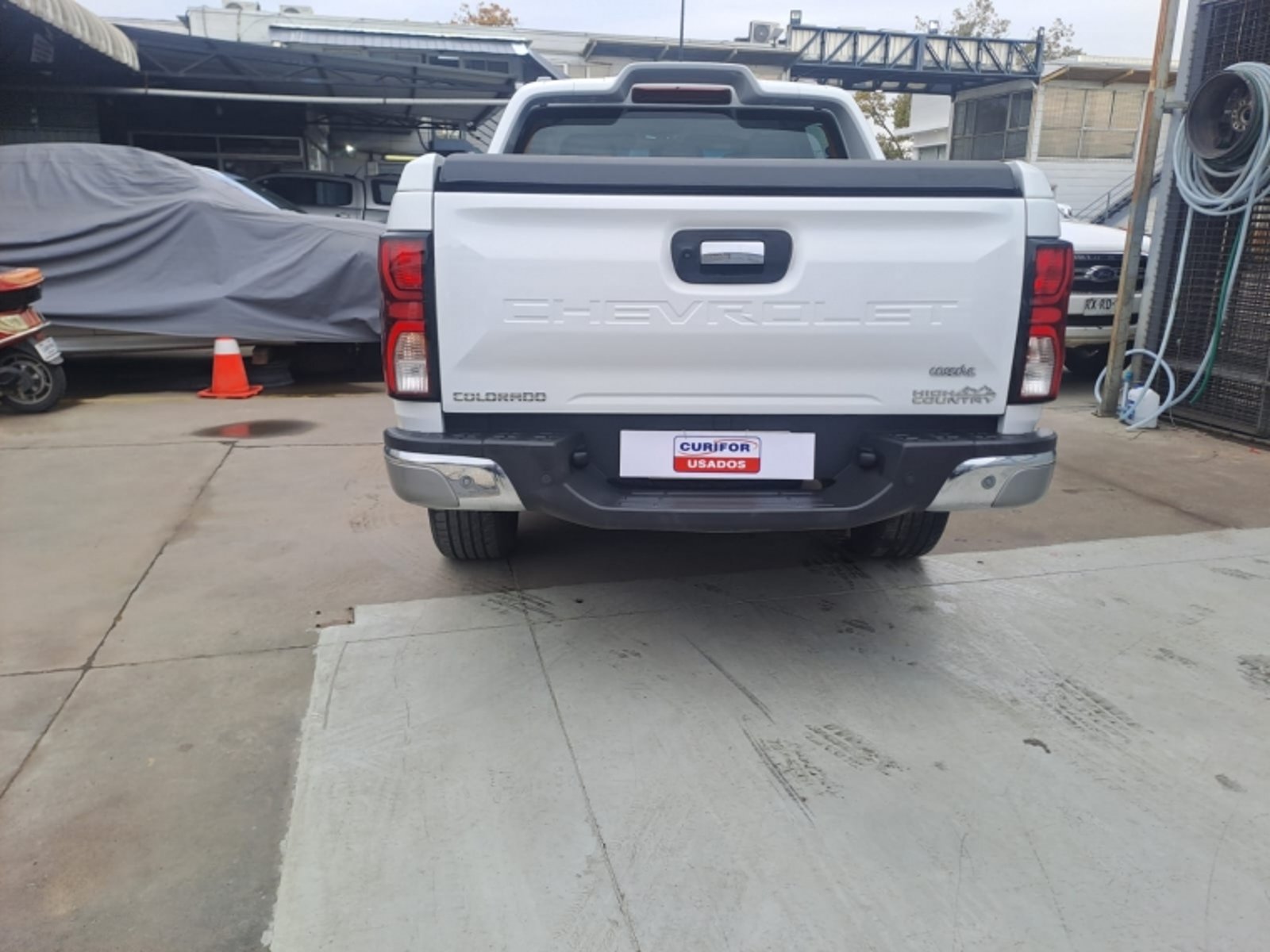 Chevrolet COLORADO 2.8 HIGH COUNTRY AT 4X4 DIESEL 2026 - Imagen 8 de 15