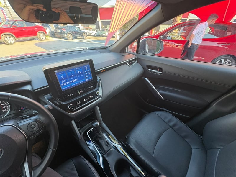 Toyota COROLLA CROSS 2.0 SEG AT 2022 - Imagen 12 de 15