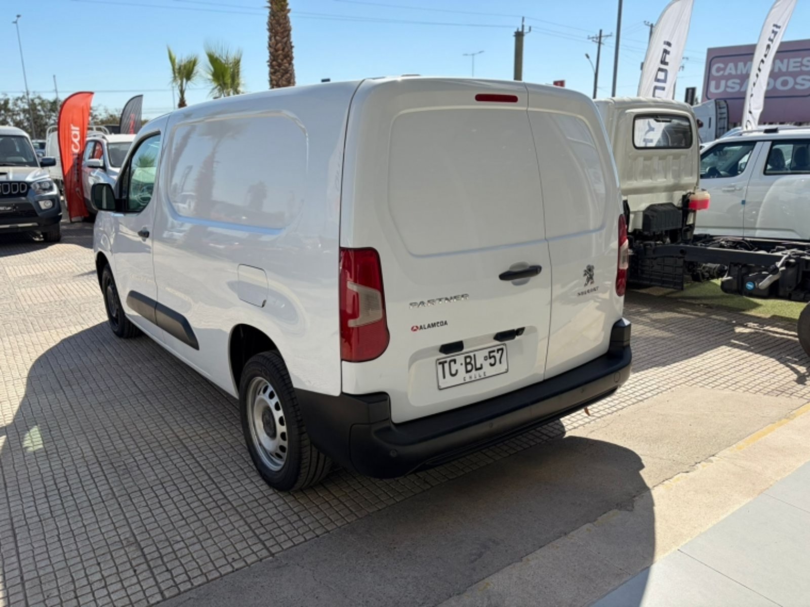 PEUGEOT PARTNER L2 BLUE HDI 100 1.5 2024 - Imagen 3 de 11