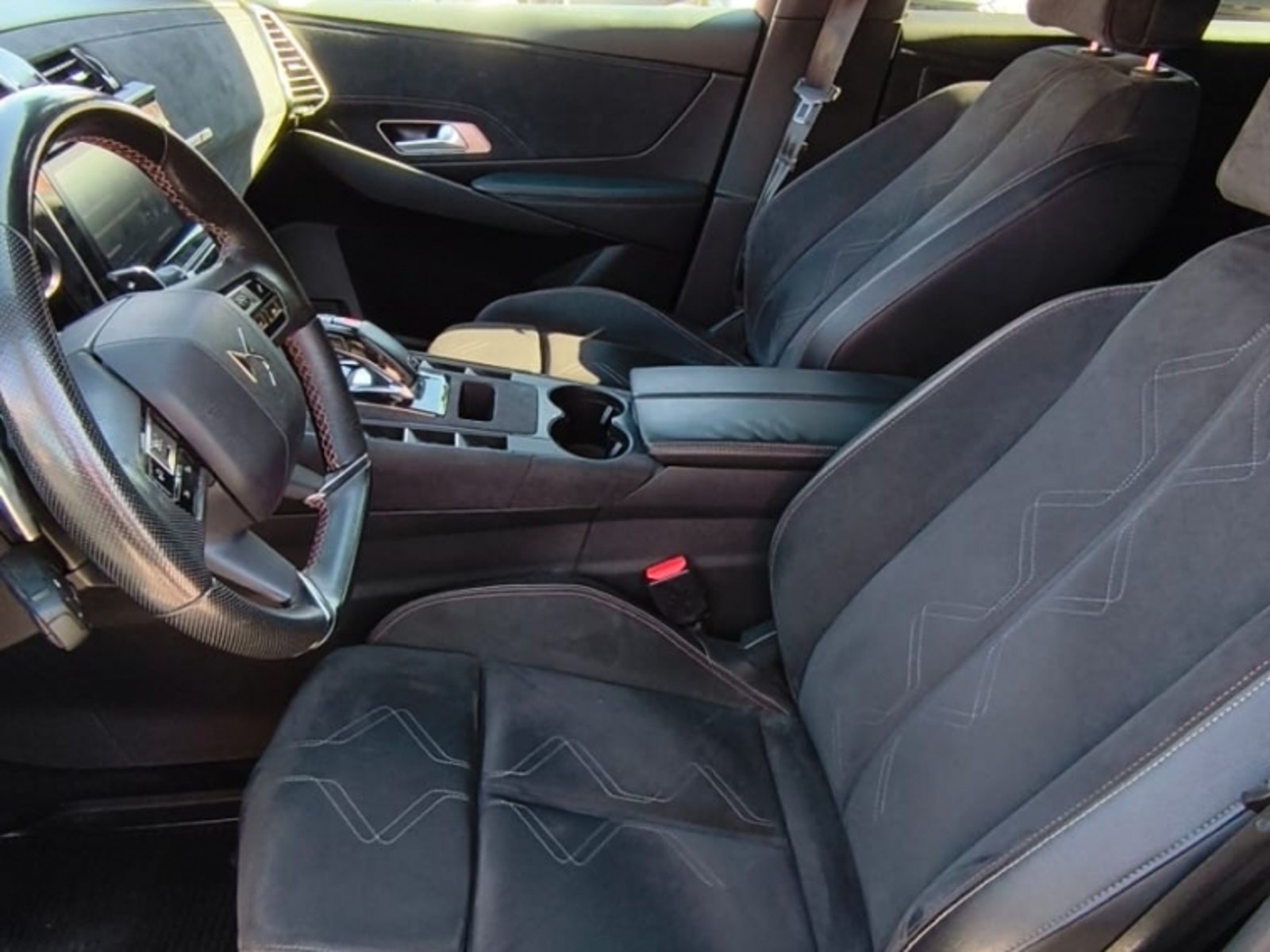 DS Automobiles DS 7 2.0 CROSSBACK BLUEHDI 180 RIVOLI AT DIESEL 2020 - Imagen 11 de 16