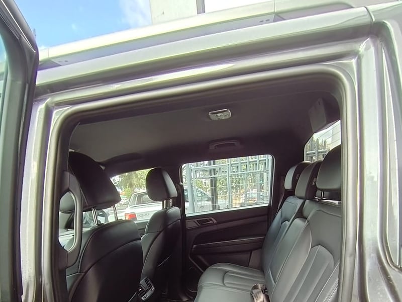 SsangYong MUSSO 2.2 LIMITED PLUS MT 4X4 DIESEL 2025 - Imagen 10 de 17