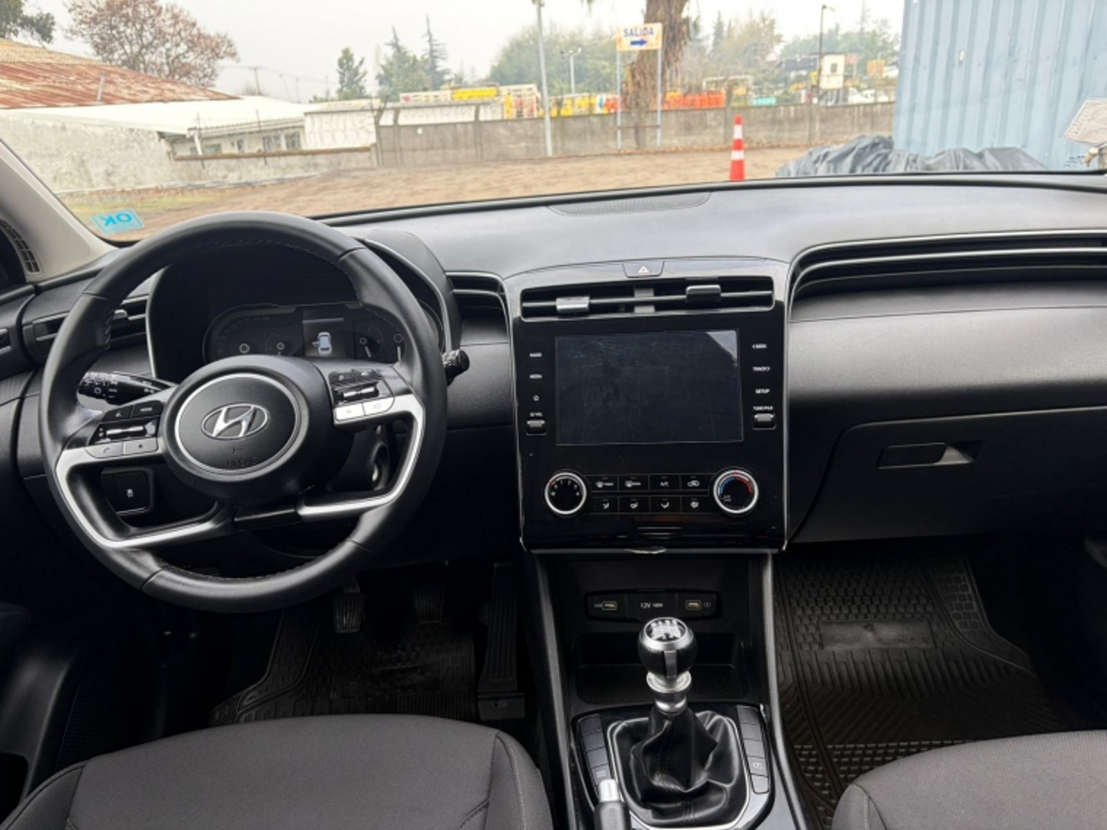 Hyundai TUCSON NX4 MPI 2.0 MT 2023 - Imagen 6 de 11