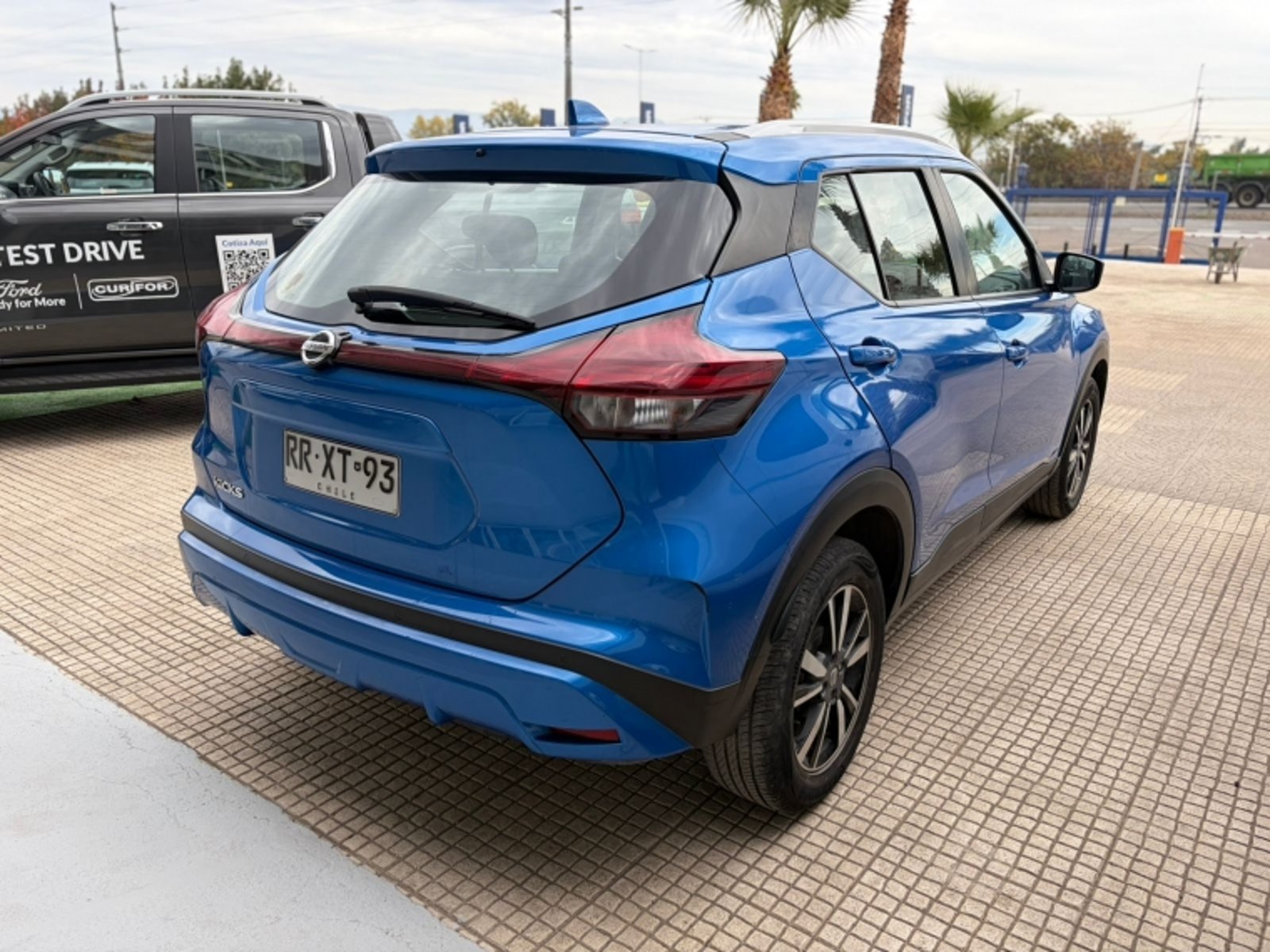NISSAN KICKS 1.6 SENSE MT 2022 - Imagen 3 de 11