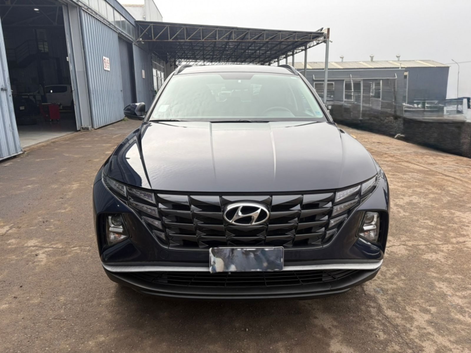 Hyundai TUCSON NX4 MPI 2.0 MT 2023 - Foto 2 de 11
