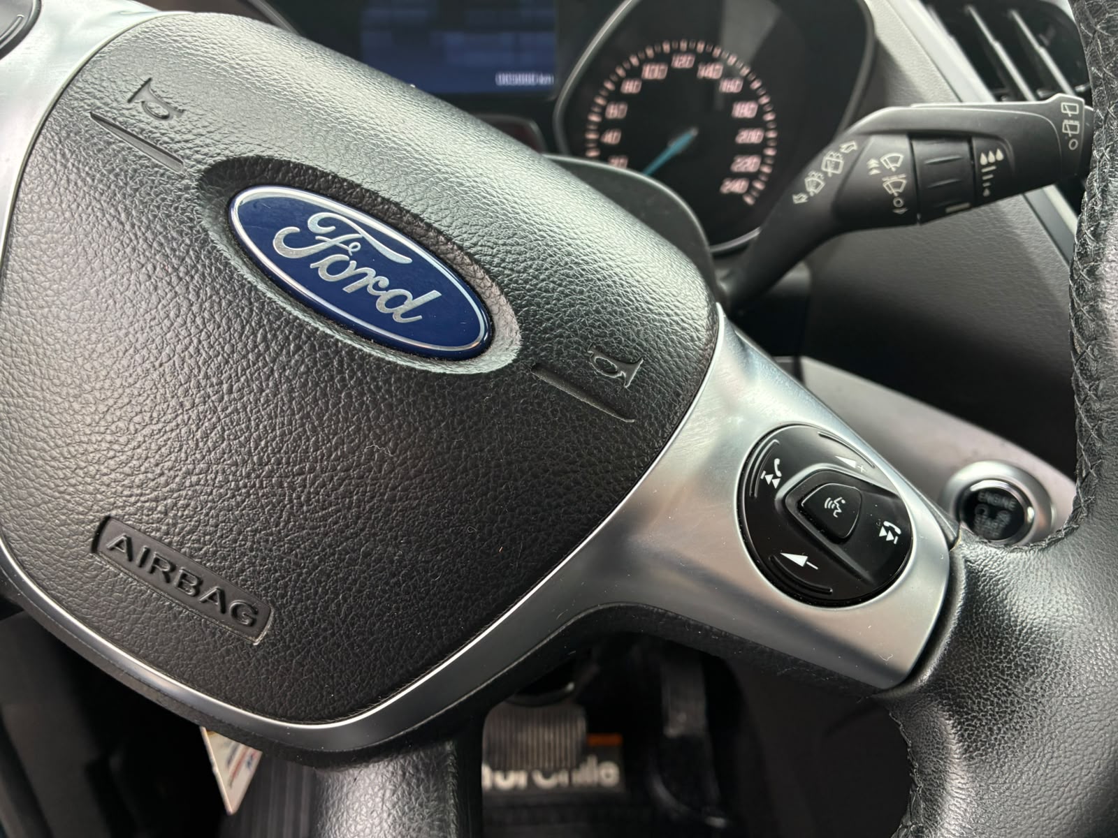 Ford ESCAPE 2.5 S AT 4X2 2017 - Imagen 11 de 15