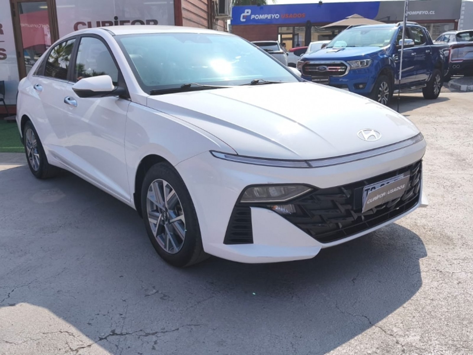 Hyundai ACCENT 1.5 BN7I DESIGN MT 2024 - Foto 2 de 15