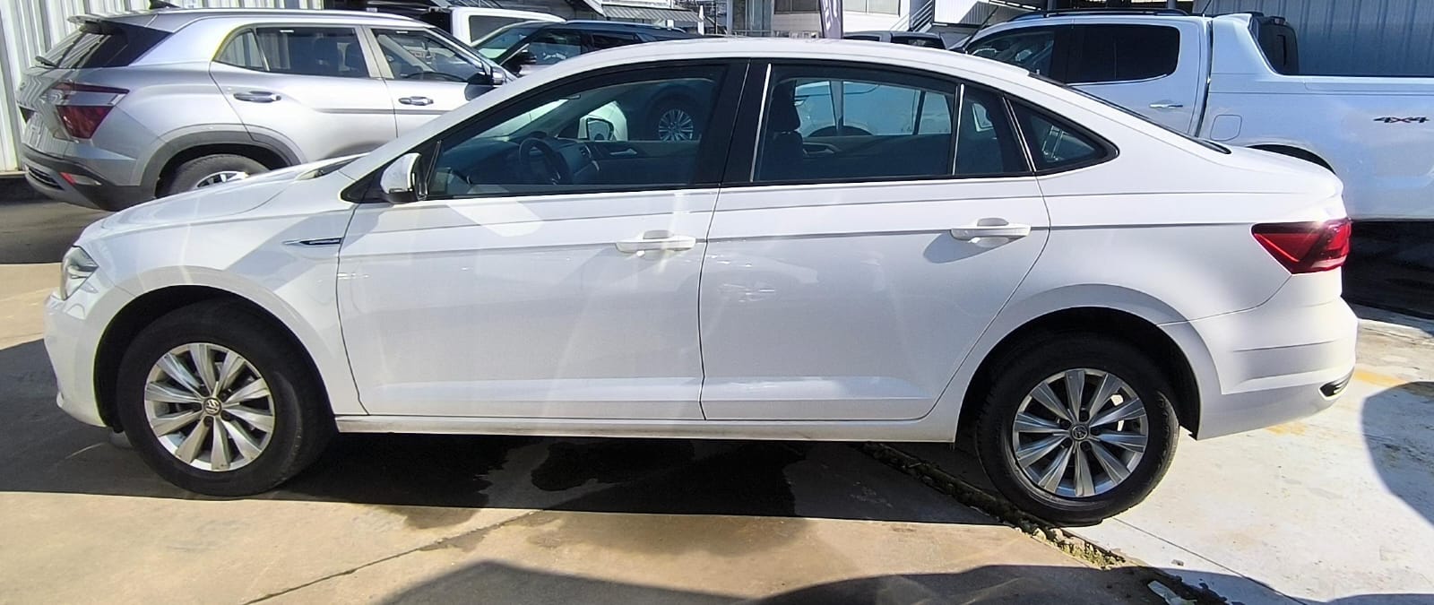 Volkswagen VIRTUS 1.6 COMFORTLINE MT 2021 - Imagen 6 de 10