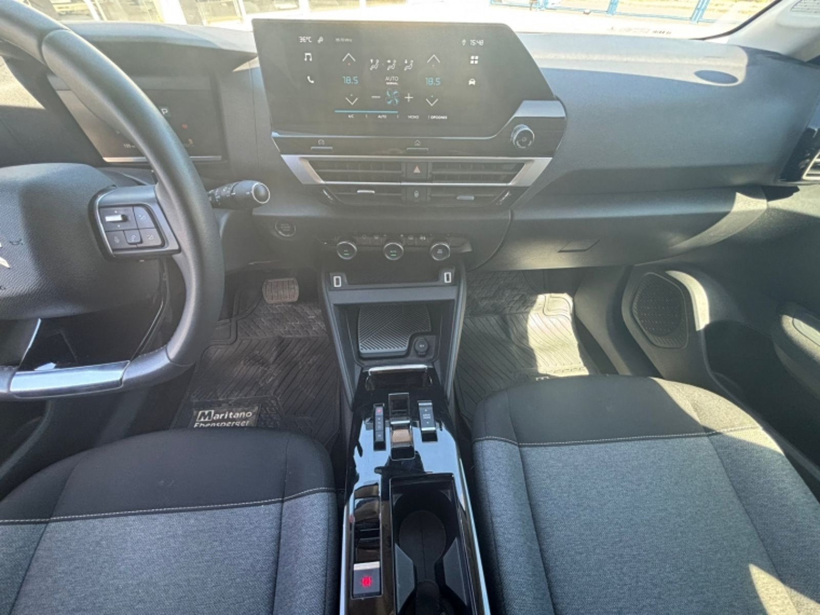 Citroën C4 1.5 BLUEHDI DIESEL FEEL 4X2 130 SS EAT8 AT 5P 2023 - Imagen 11 de 15