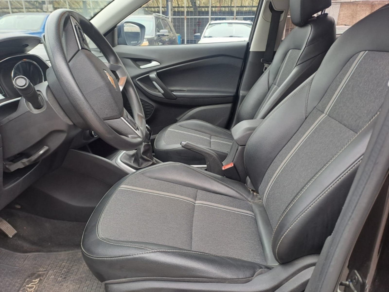 CHEVROLET TRACKER 1.2 LTZ MT 2021 - Imagen 4 de 10