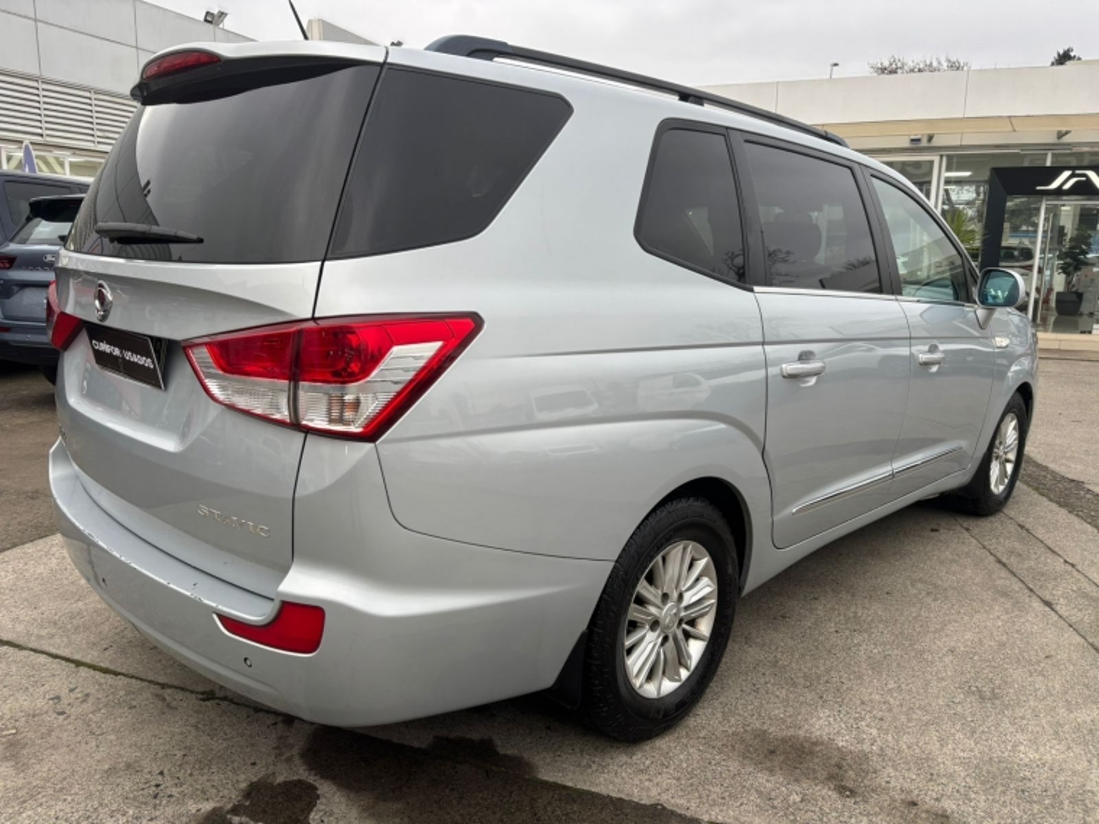 SsangYong STAVIC 2.2 AUT 2020 - Foto 5 de 18