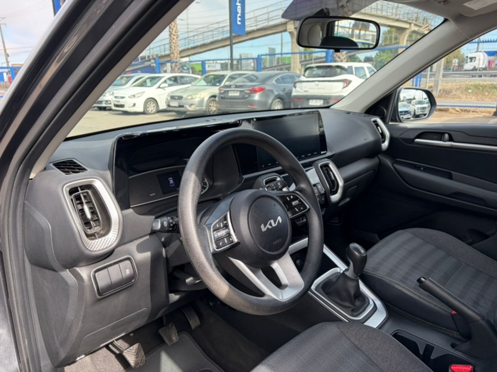 KIA SONET 1.5 EX MT 2024 - Imagen 8 de 11