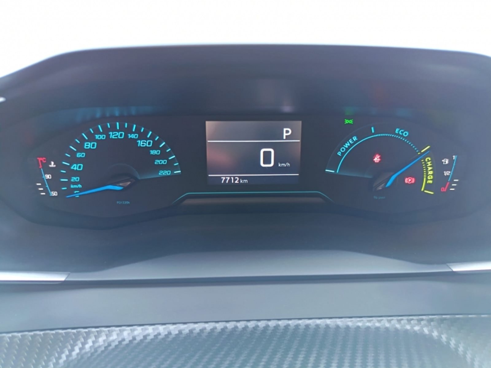 PEUGEOT 2008 1.2 STYLE MHEV 136 AT HIBRIDO 2026 - Imagen 13 de 15