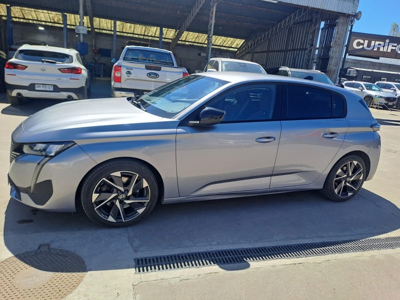 Peugeot 308 1.5 ALLURE PACK BLUEHDI 130 AT DIESEL 2023 - Imagen 4 de 7