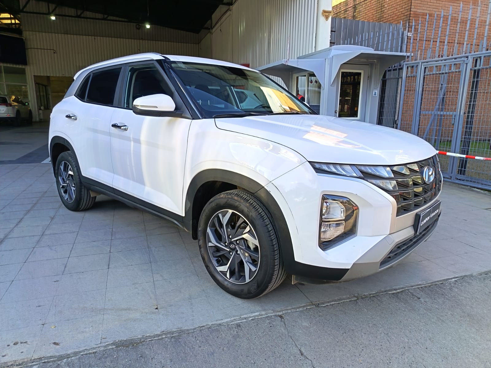 Hyundai CRETA 1.5 SU2ID PLUS AT 2025 - Foto 3 de 13