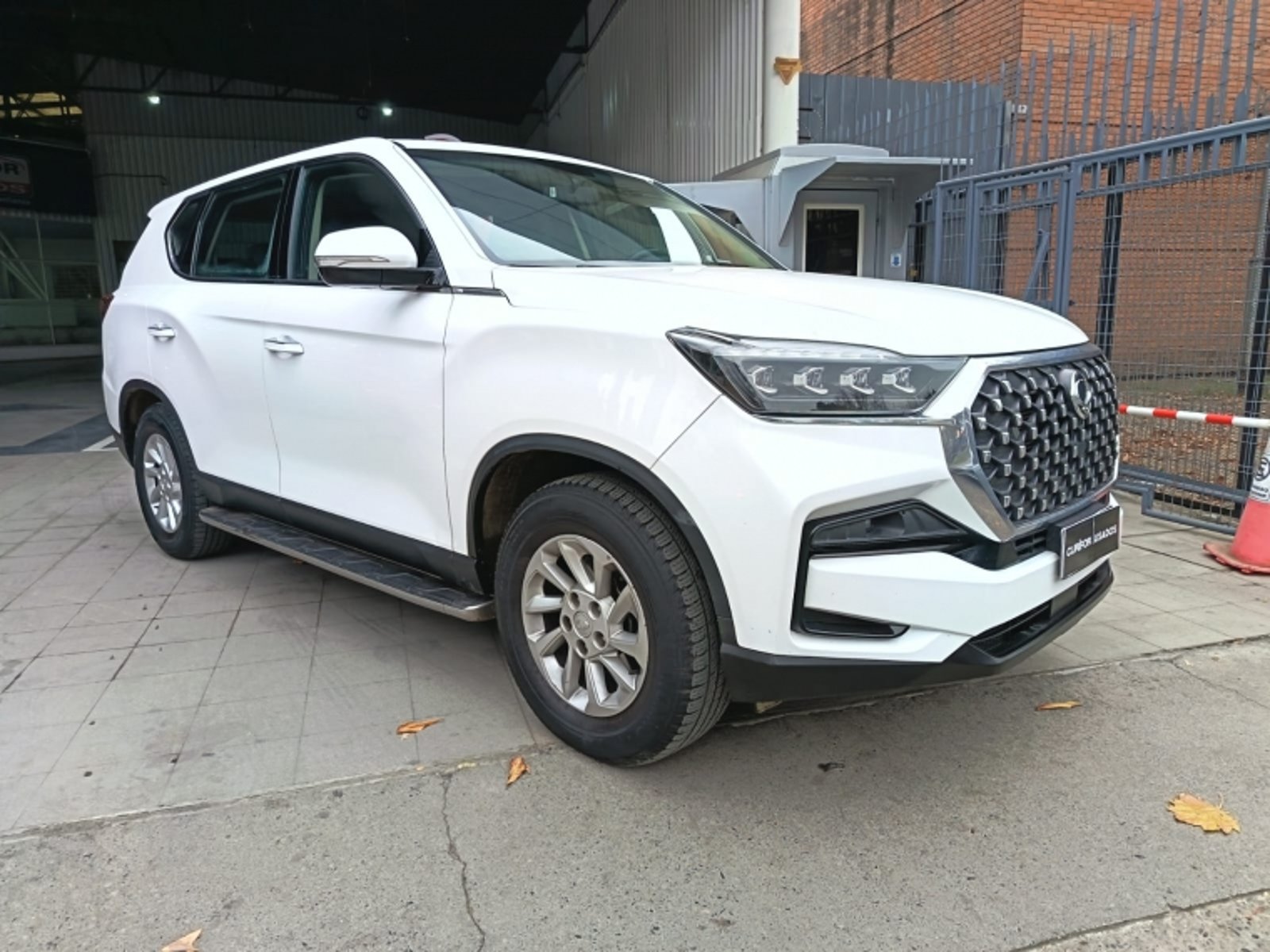 SsangYong REXTON 2.0 4X2 MT 2022 - Imagen 3 de 13