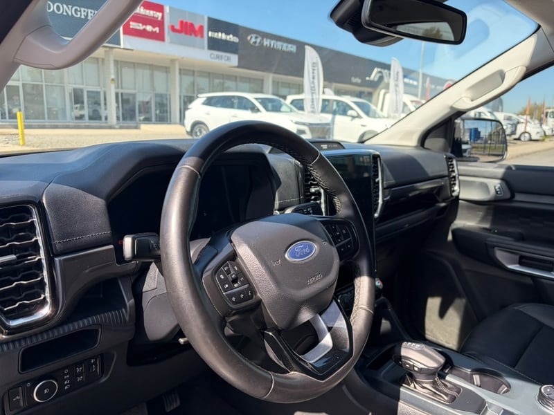 Ford RANGER 3.0 LIMITED AT 4X4 DIESEL 2024 - Imagen 9 de 10