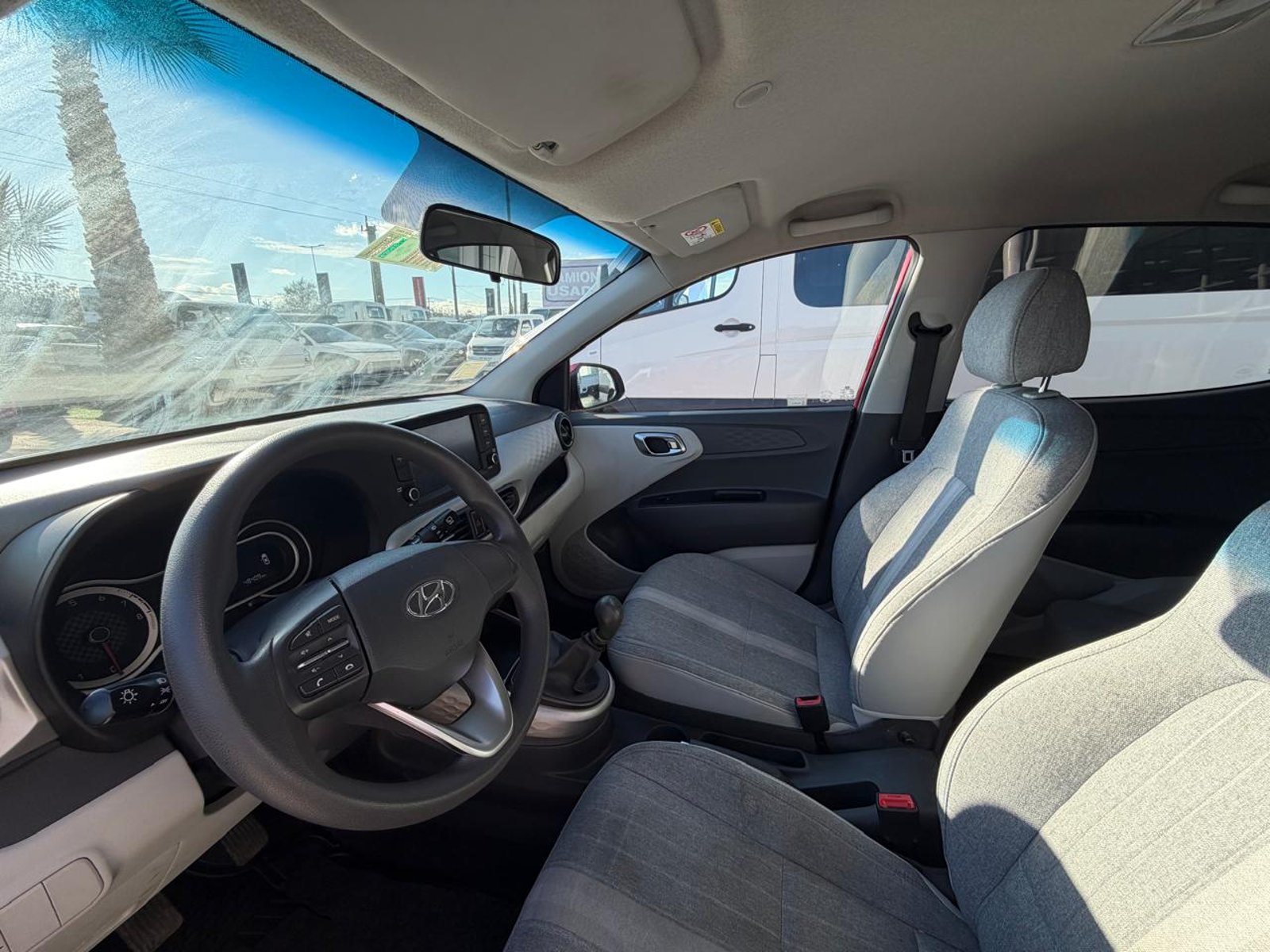 Hyundai GRAND I10 1.2 MT HB 2021 - Foto 2 de 2