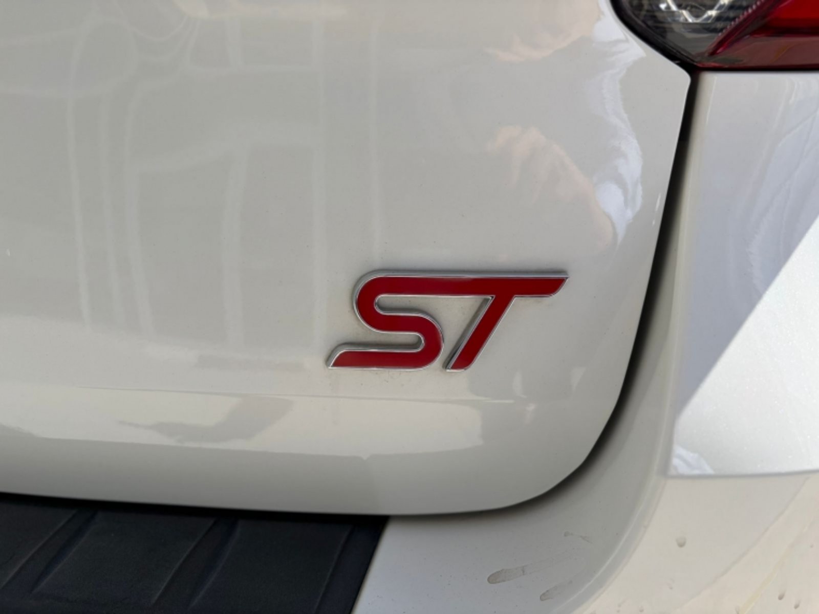FORD EXPLORER ST 3.0 2024 - Imagen 5 de 14
